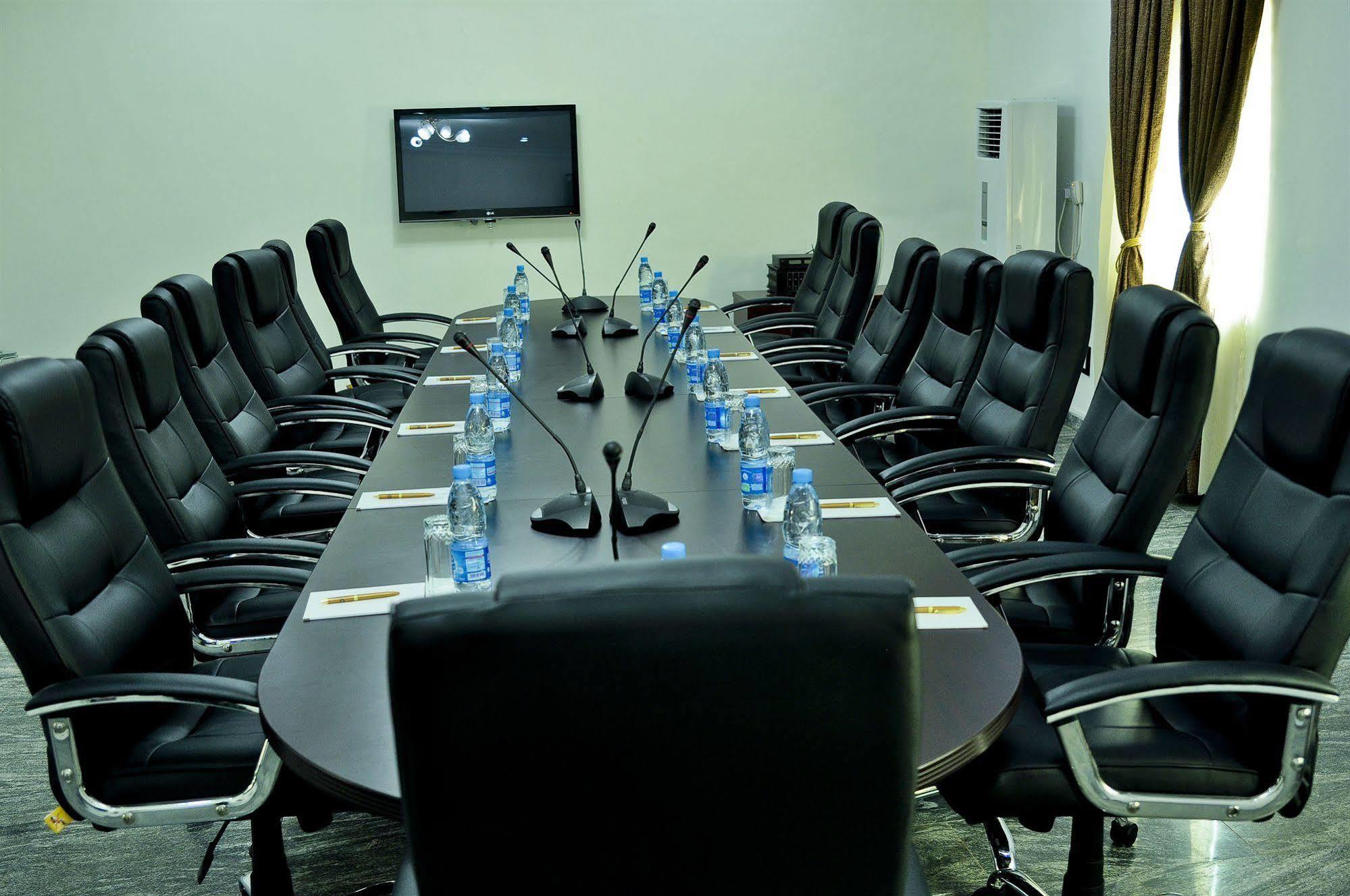 Aes Luxury Apartments Αμπούζα Εξωτερικό φωτογραφία